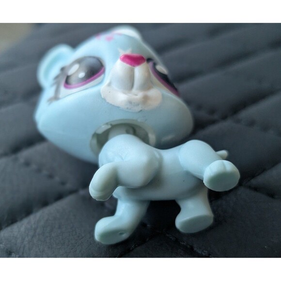 LPS Littlest Pet Shop Snowflake Pawson Polar Bear (#4019) Pet Fest Pawza Hotel - Picture 4 of 4